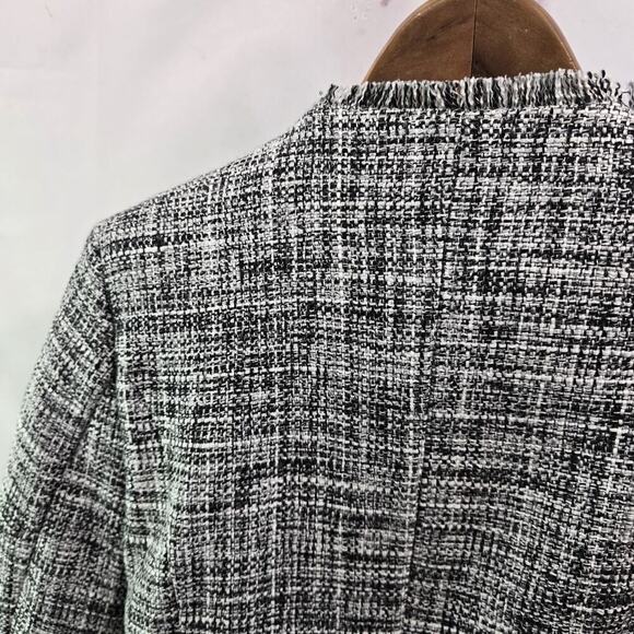 Anthropologie Blazer Women 4 P Black White Tweed Fringe Crop Boucle Pearl Maeve - Picture 6 of 13